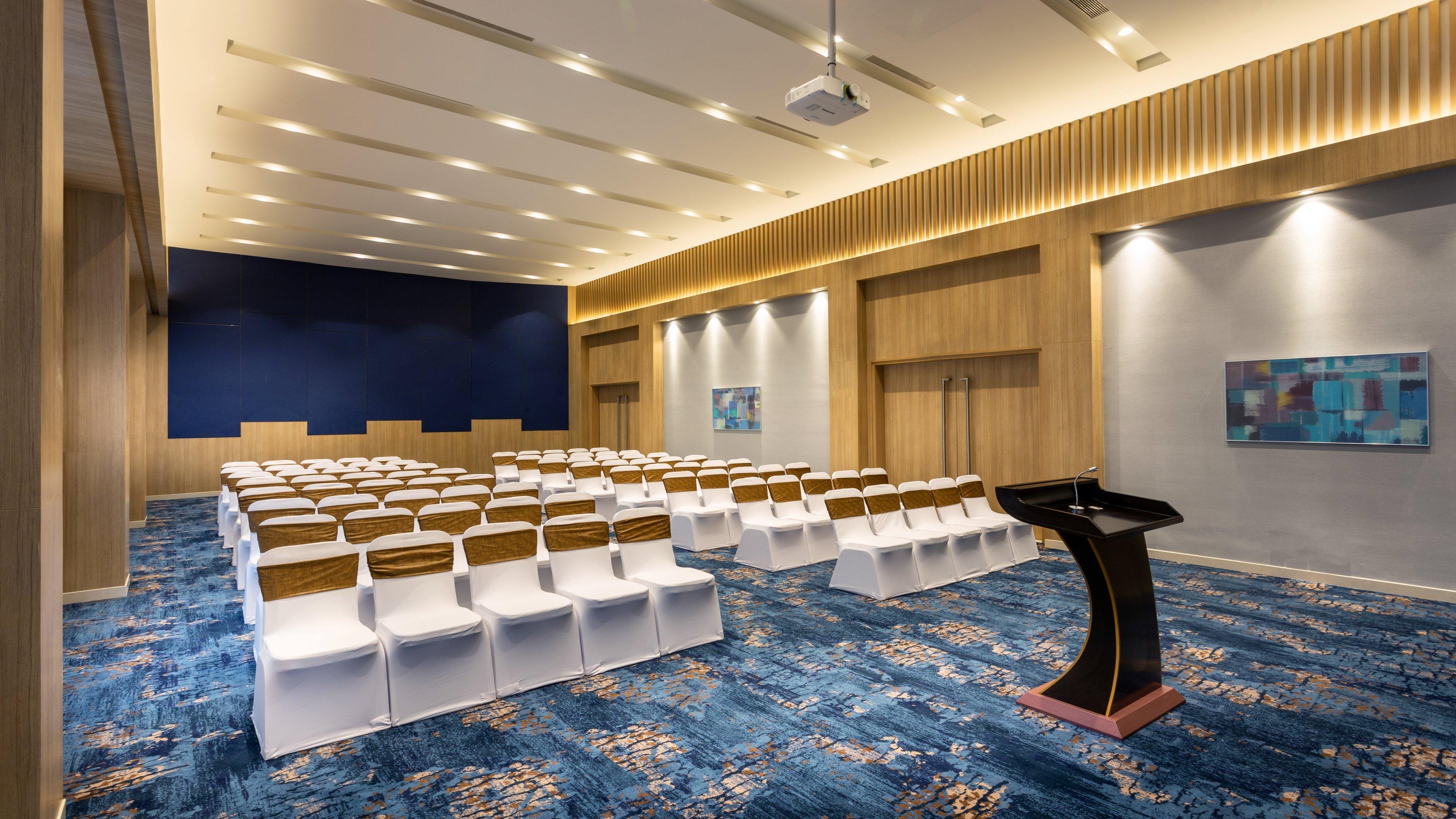 Holiday Inn Express & Suites Bengaluru Old Madras Road By Ihg Hoskote Exterior photo